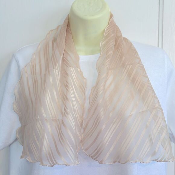 Vintage 70s/80s light tan striped semi sheer polyester neck scarf - Picture 2 of 4